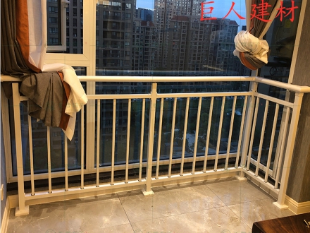 室內(nèi)陽臺(tái)護(hù)欄 